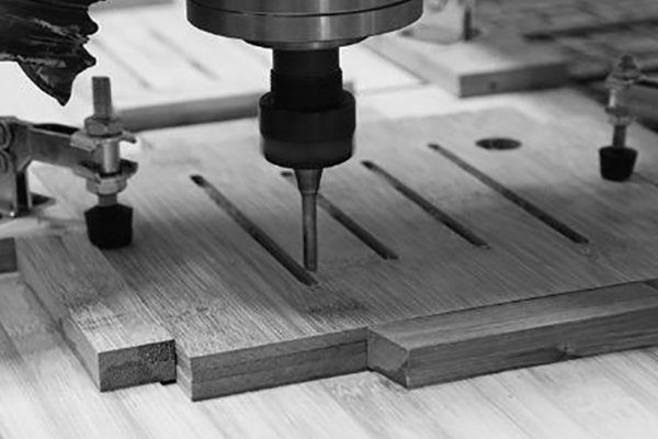 CNC router အတွက် ဘယ်လို ကိရိယာတွေ လိုအပ်လဲ။