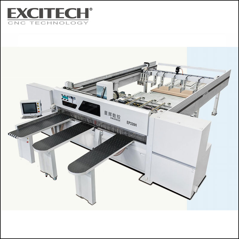 နောက်ဖေးစာကျွေးခြင်းနှင့်အတူ Panel Saw